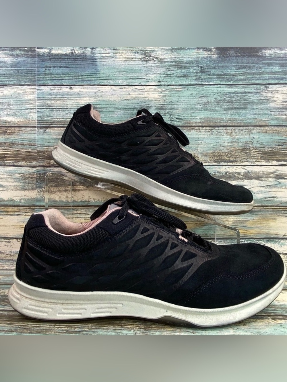 Ecco Sneakers Womens Size 7-7.5M Black Yak Leather Walking Casual Walking